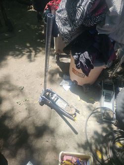 Harbor freight floor jack