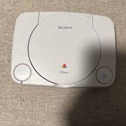 PS One (READ DESC)