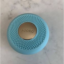 FOREO FACIAL CLEANSERS