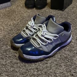 Jordan 11s Size 9.5 In Mens Shoes