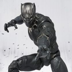 Captain America: Civil War S.H.Figuarts Black Panther Exclusive