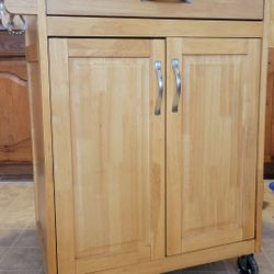 Rollable Kitchen Island 