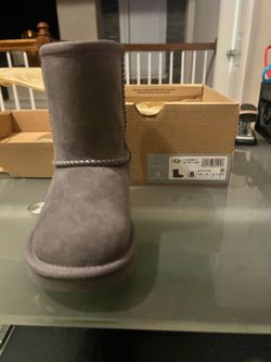 UGG Kids Boots 8c- New