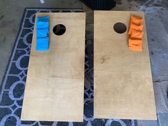 Custom Cornhole set with Bags