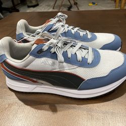 Brand New P-U-M-A  Men’s Low Top Athletic Sneakers White Blue  US 10.5