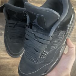 Black Cat 2020 Size 9 