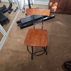 Adjustable Bar Height Stool