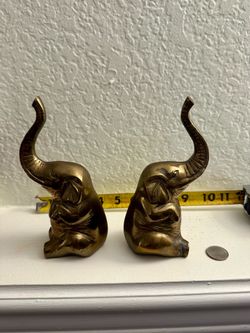 Vintage Solid Brass Sitting Elephant Figurines / Bookends (Pair)