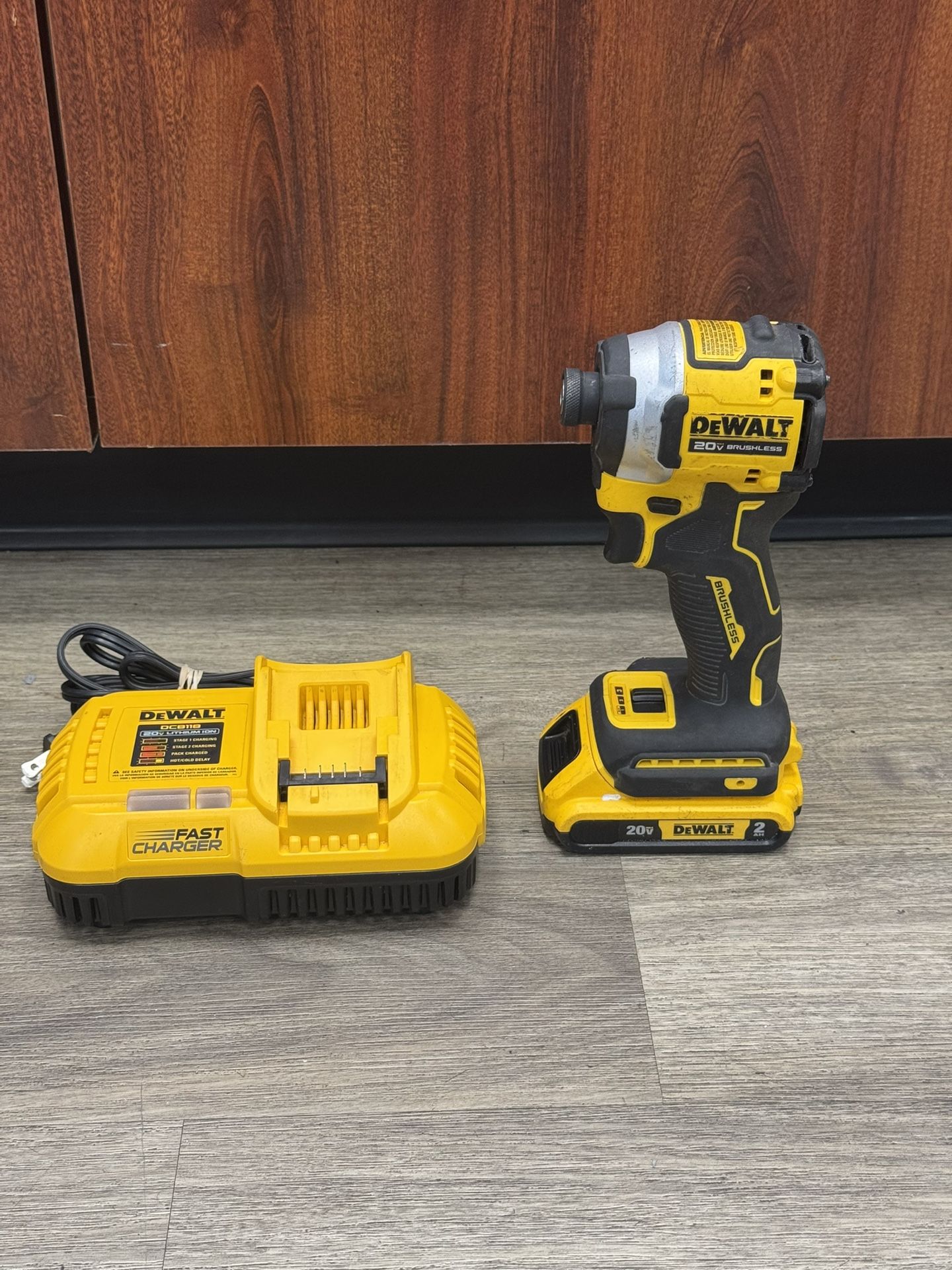 Dewalt Brushless Impact Driver DCF850