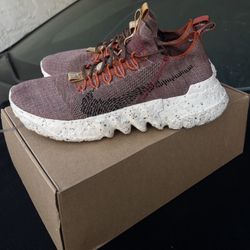 Nike Space Hippie 01