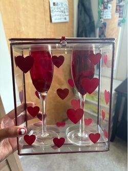 Red Heart Champagne Flutes- set of 2