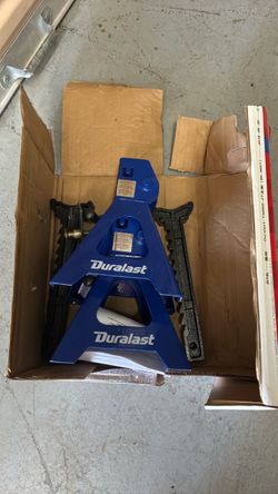 Jack stands