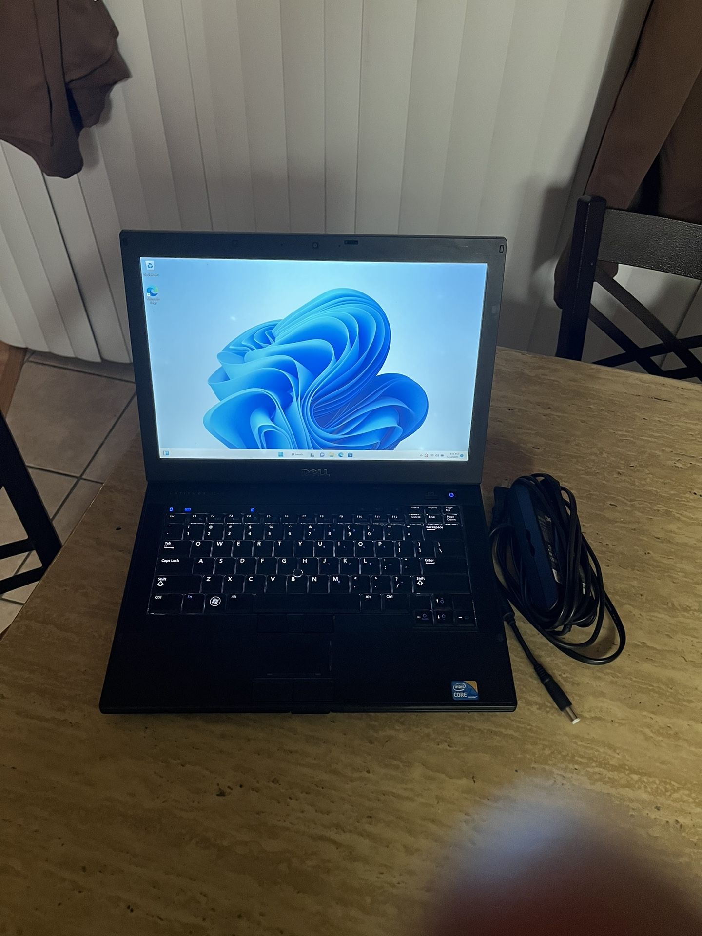 Intel i7 Windows 11 Laptop