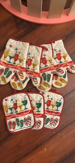 Christmas oven mitts & pot holder sets