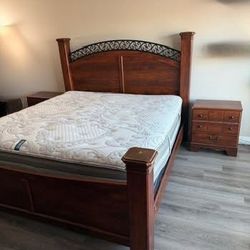 King Bedroom set with Beautyrest Mattress 