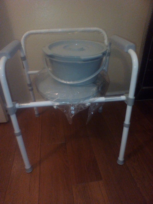 New Commode 