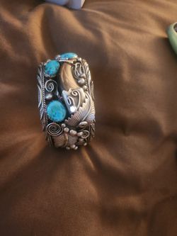 Navajo  silversmith DB silver cuff . humpday only 675$