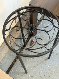 Plant stand
