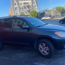 Toyota rav4 2010