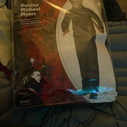 Deluxe Micheal Myers Costume