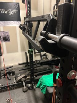 Rogue Fitness MG-4 multigrip press bar