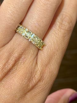 New Gold Tone Round & Baguette Cut Cluster Cubic Zirconia Eternity Band ring 7
