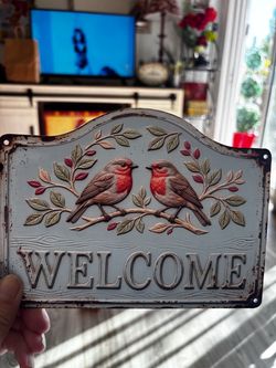 Vintage-Style Robin Bird Welcome Metal Sign