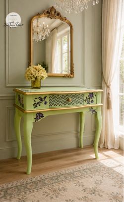 Vintage Vanity/ Desk