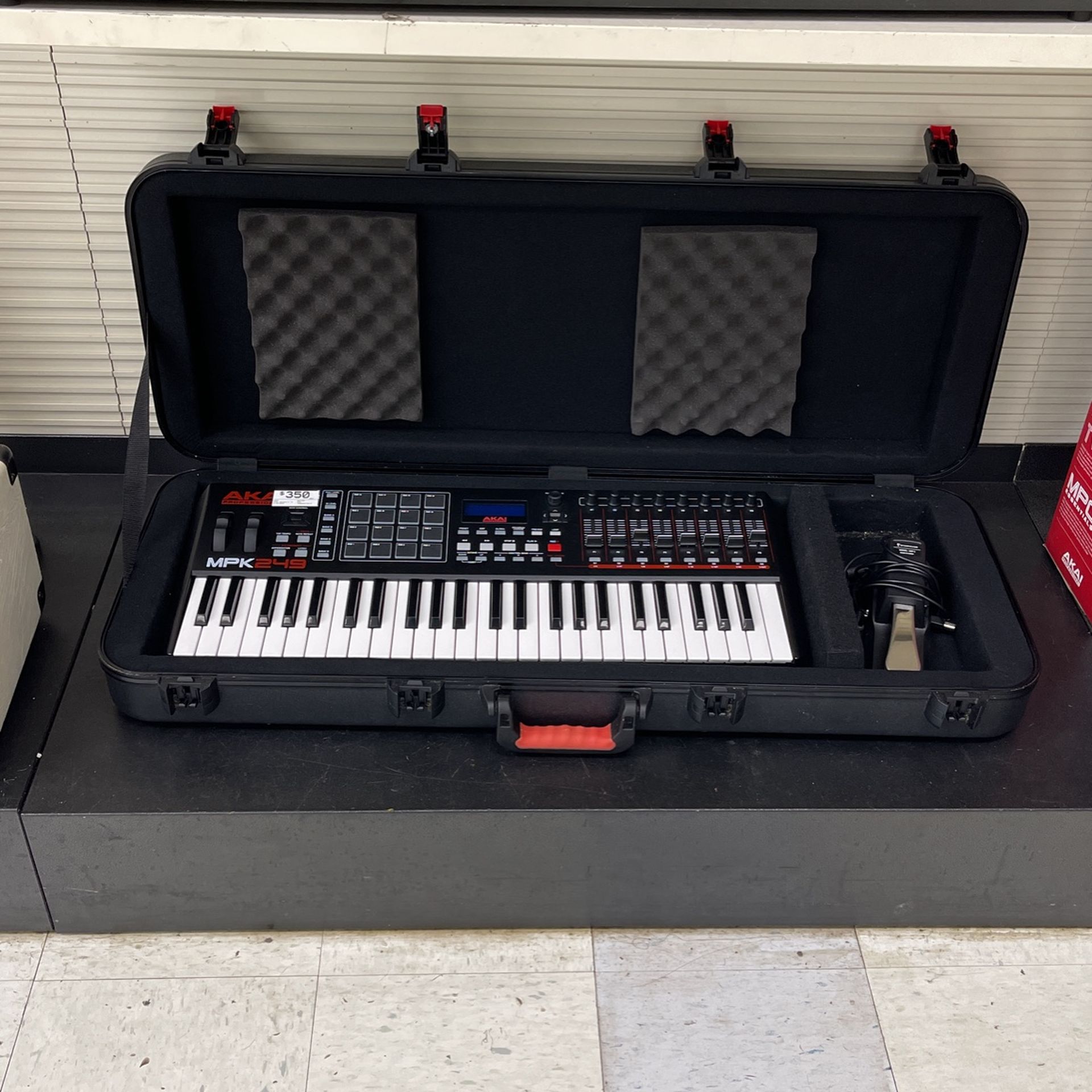 AKAI MPK 249 MIDI Keyboard