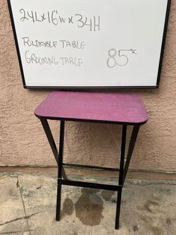 Grooming table