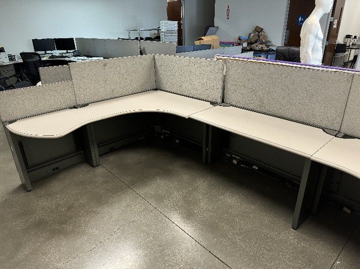Office Cubicles - Steelcase X1HL24303