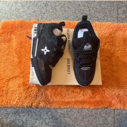 LV Skates Size 10 