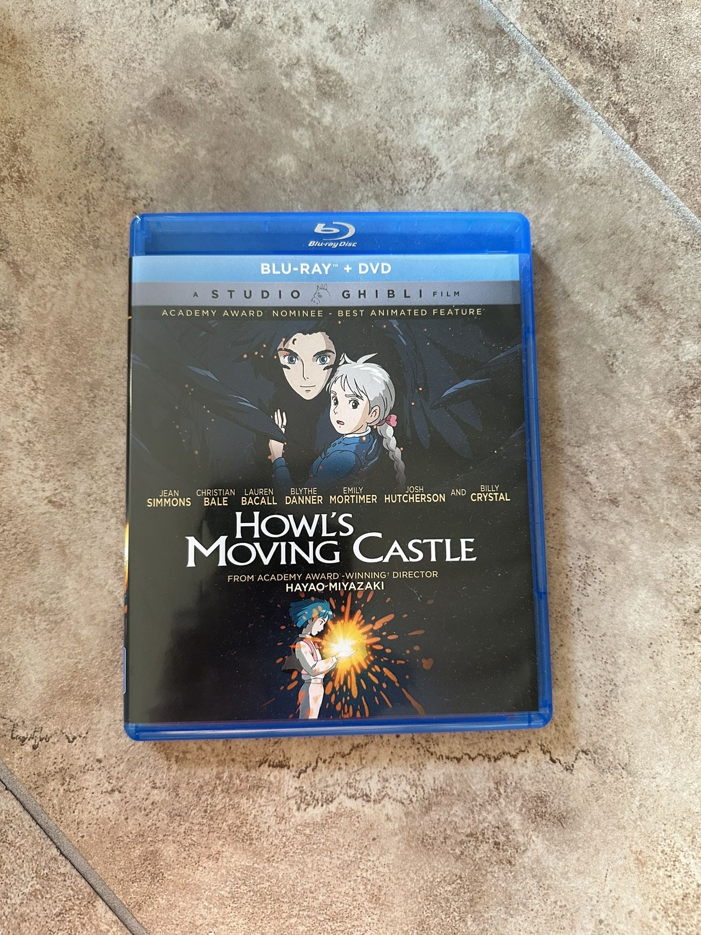 Howl’s Moving Castle Blu-Ray + DVD