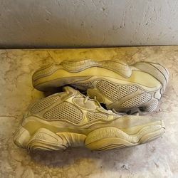 Size 11.5 - adidas Yeezy 500 Blush 779001