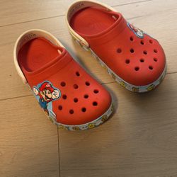 Mario Bros Crocs 