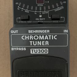 Behringer Chromatic Guitar Bass Tuner TU300