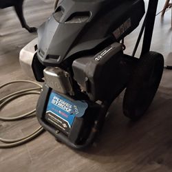 3100 Psi Yahmaha Pressure Washer W Built In Soap Dispenser 