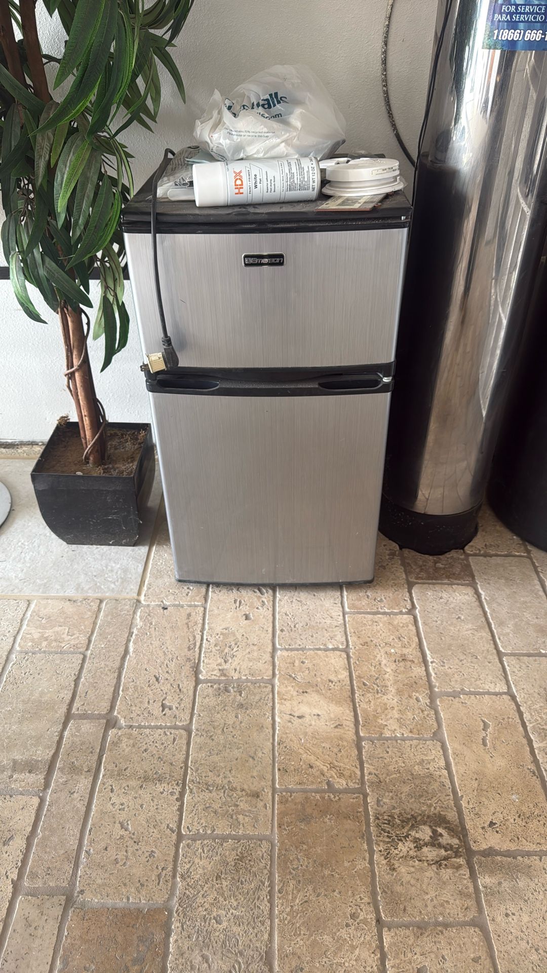 Emerson Mini Fridge 