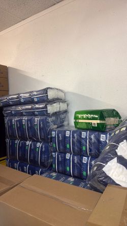 Adult Diapers & Gloves Nitrile