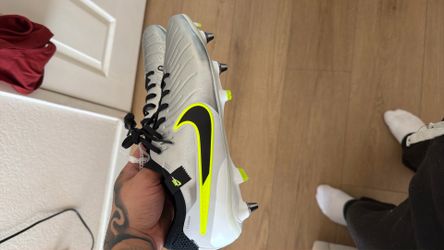 NIKE TIEMPO LEGEND 10 ELITE SG-PRO PLAYER EDITION MAD VOLTAGE - METALLIC
