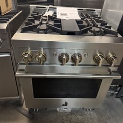 Jenn Air 30” Gas Range Stainless Steel 