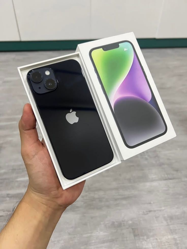 Apple IPhone 14 128gb Unlocked, FREE Smartwach/ Headphones. Pay $1 Today Rest in payments. NO CREDIT NEEDED FINANCING