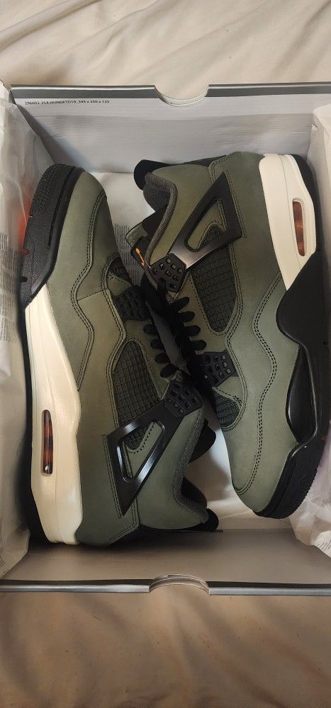 2025 Jordan 4 Undefeated New Size 11 $350