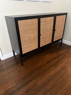 3 door cabinet Side buffet
