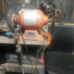 Central Machinery 6" Bench Grinder 