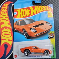 Hot Wheels Mainline 1971 Lamborghini Miura SV