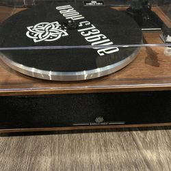 Record Player/bluetooth 