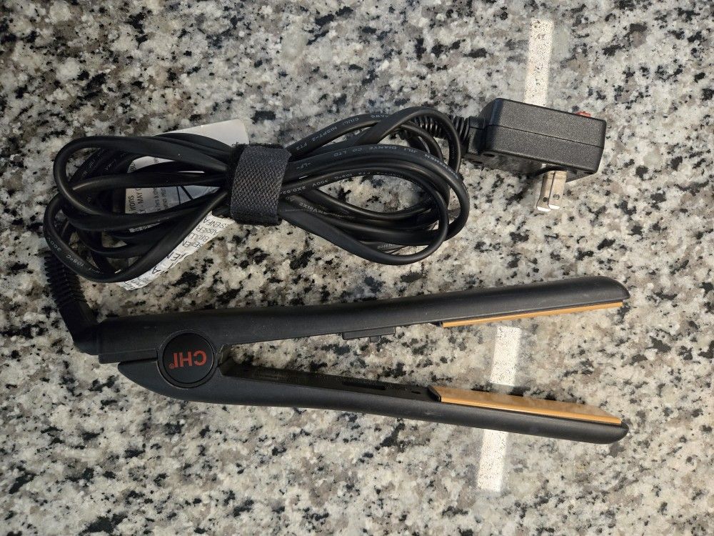 CHI Hair Straightener