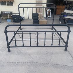 King size bed $60