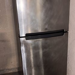 Whirlpool refrigerator